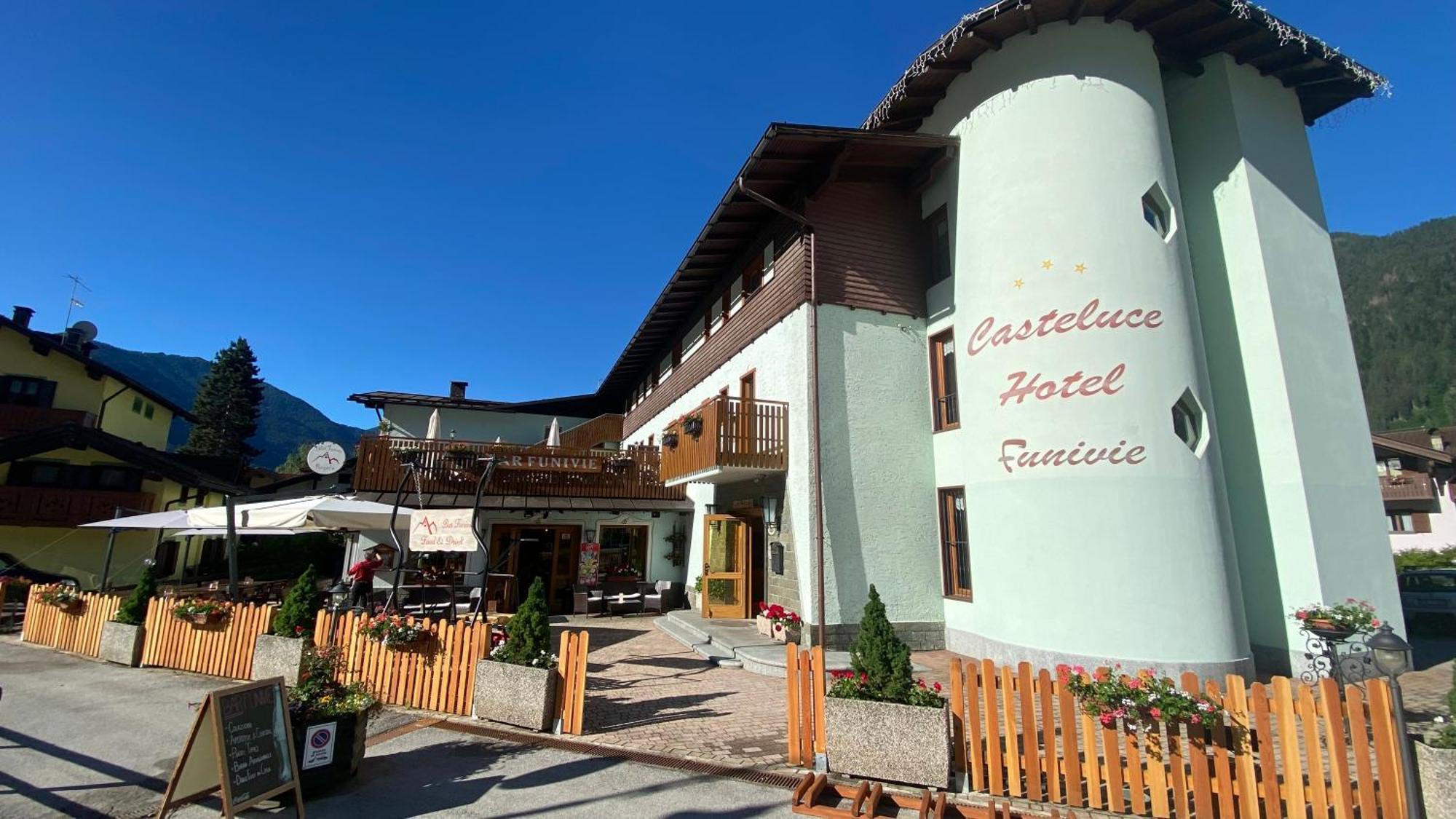 Hotel Casteluce Funivie
